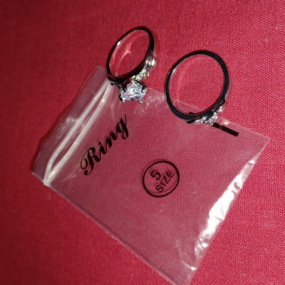 Women's Wedding/Engagement Ring - Picture 4 of 8